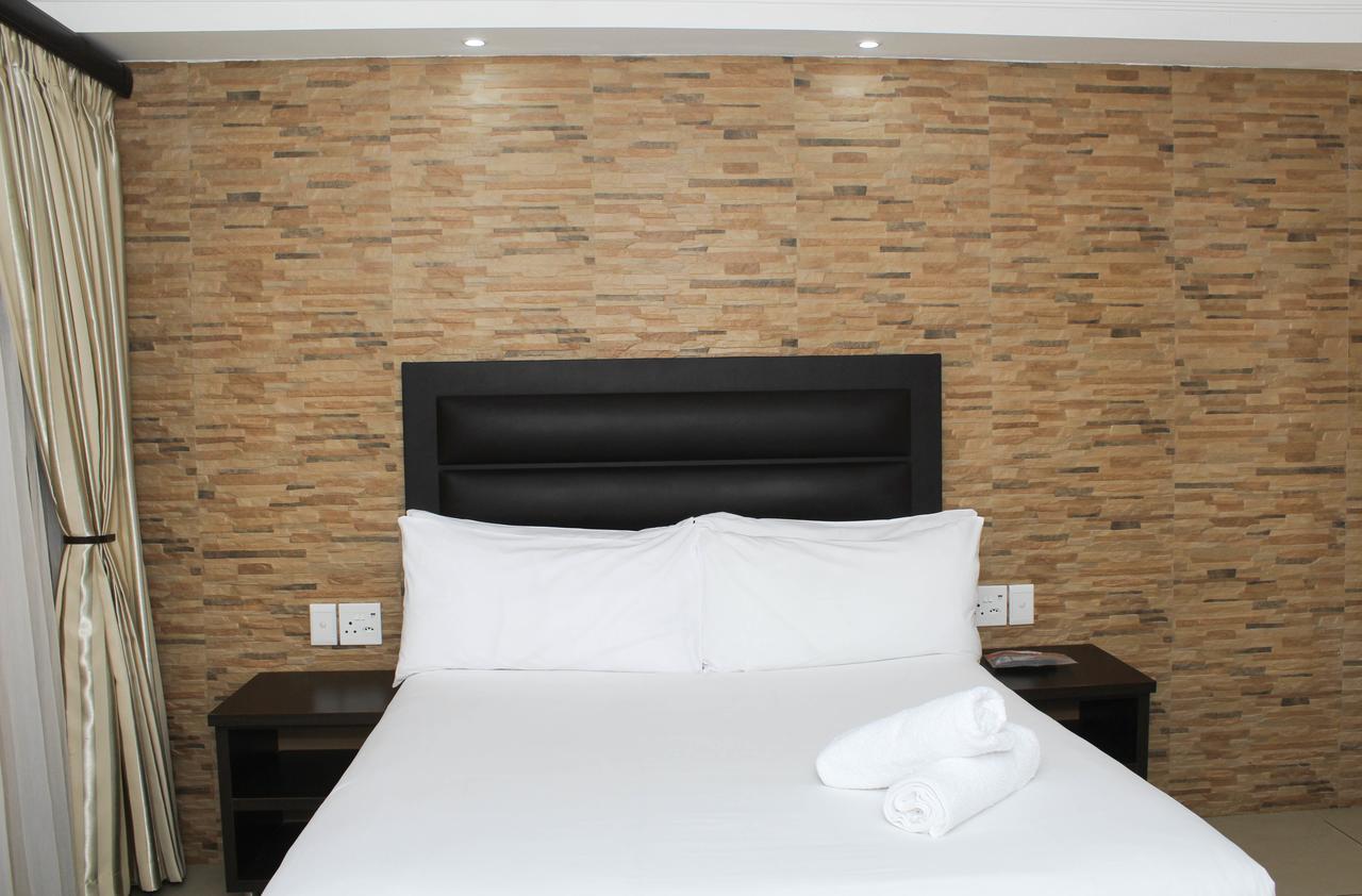 Bayside Hotel 108 West Street เดอร์บัน ภายนอก รูปภาพ